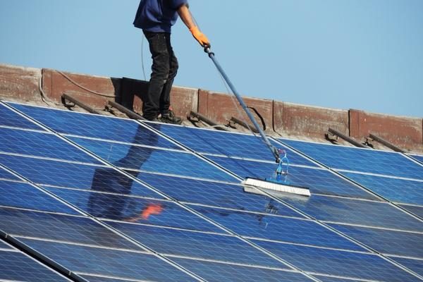 vinduespudsning svendborg solcellevask teleskopstang vinduespudser